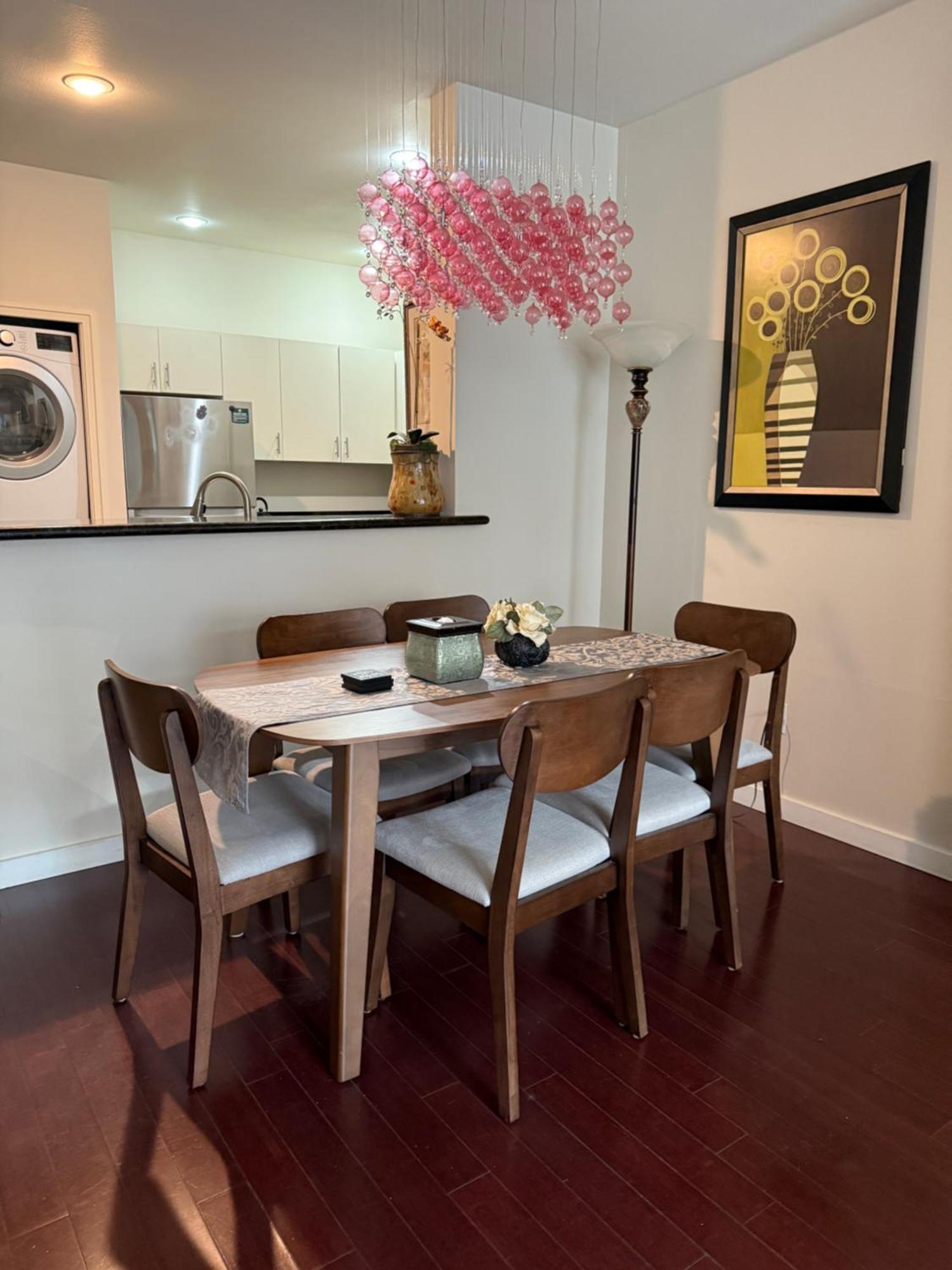Cozy Home Nearby Most Attractions Seattle Center Екстериор снимка