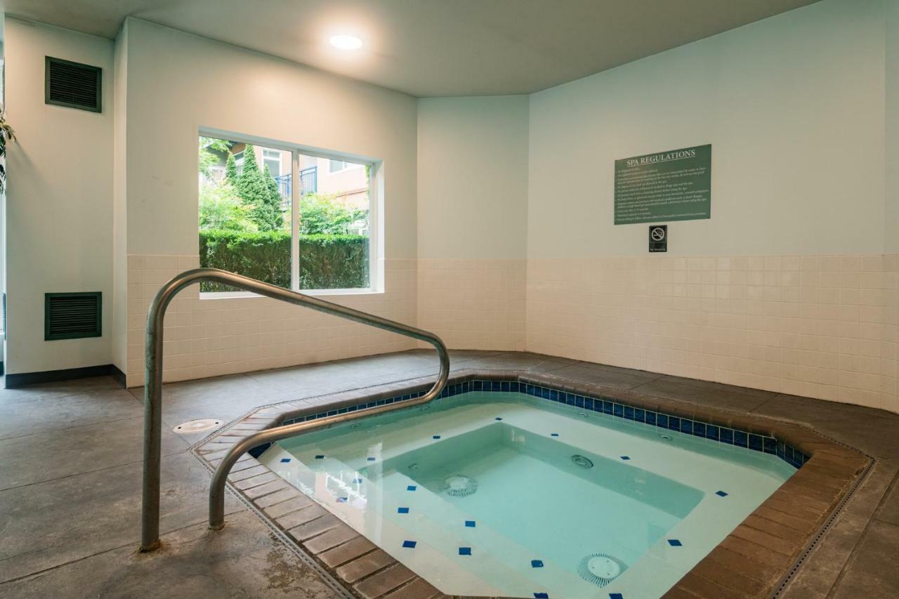 Cozy Home Nearby Most Attractions Seattle Center Екстериор снимка